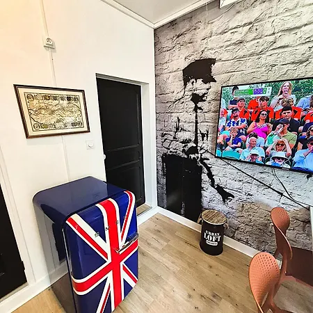 Apartment Le Bansky, Etape Urbaine, T2, Machine A Laver, Tv, Wifi Tours